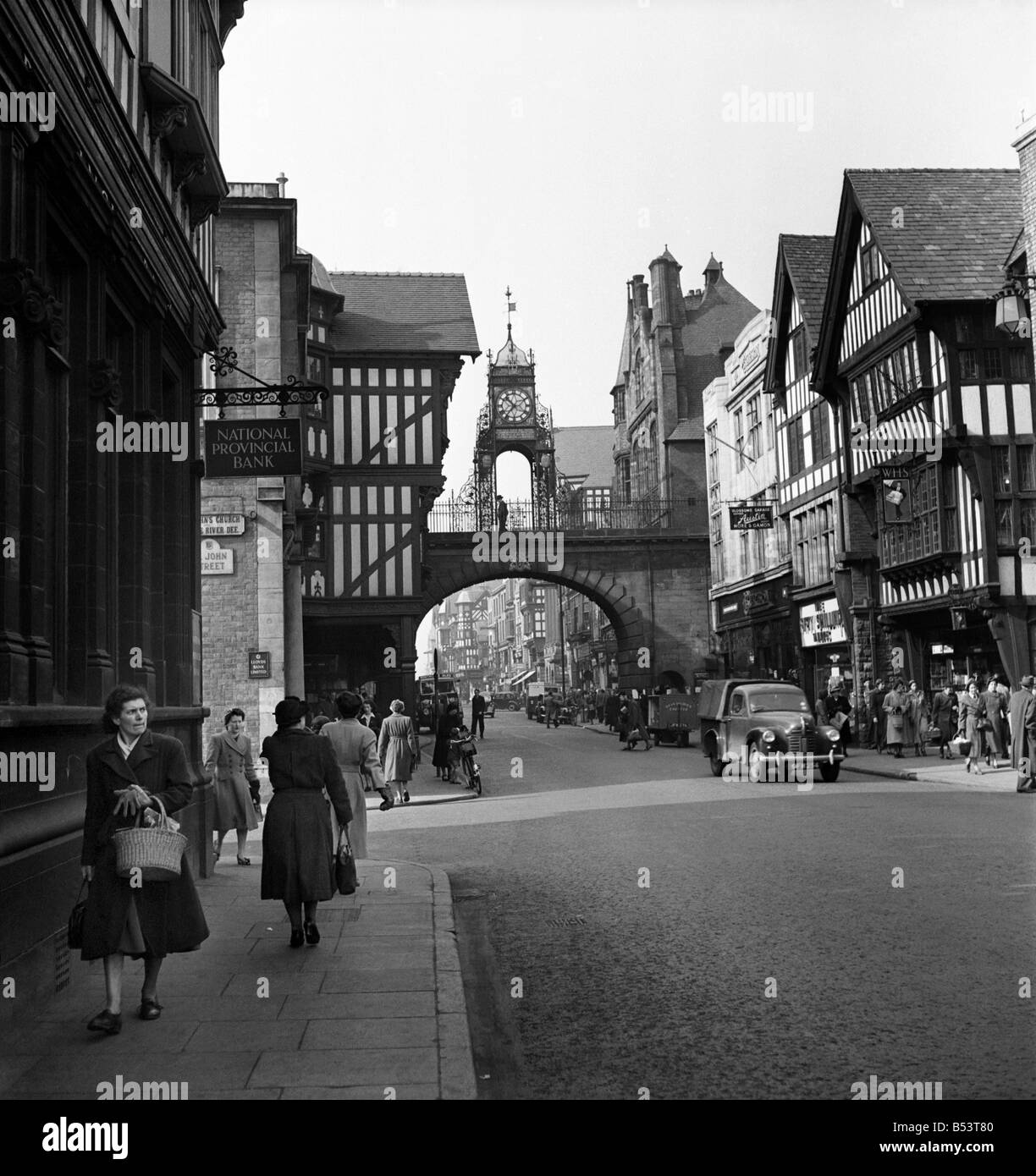 Straßenszenen in und um Chester. April 1953 D1673-002 Stockfoto