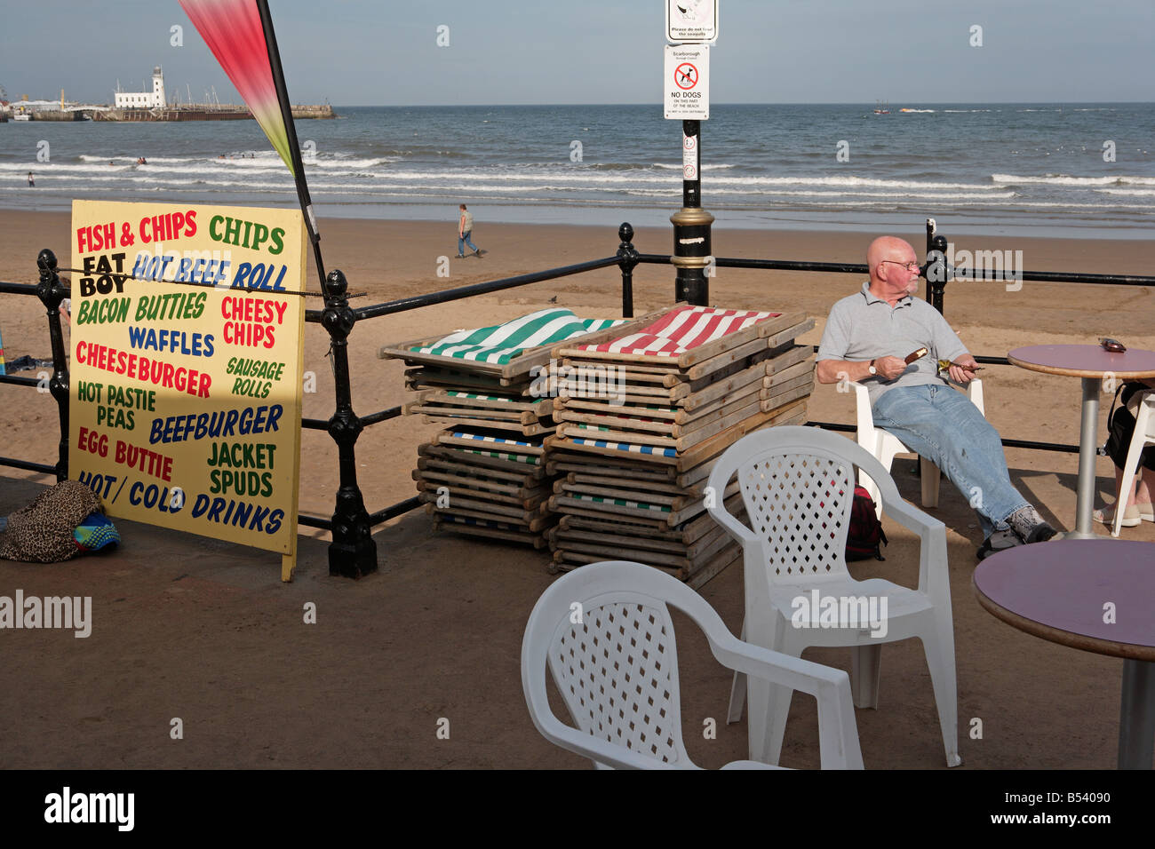 Entspannen an der englischen Küste, Scarborough Stockfoto