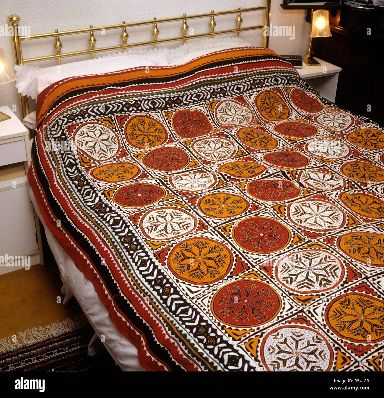 Pakistanische Handwerk rilly Arbeit Applique Bettdecke aus Pakistan Stockfoto