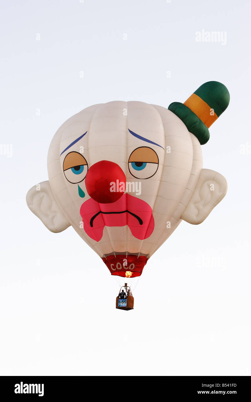 Clown geformte Heißluftballon. Stockfoto