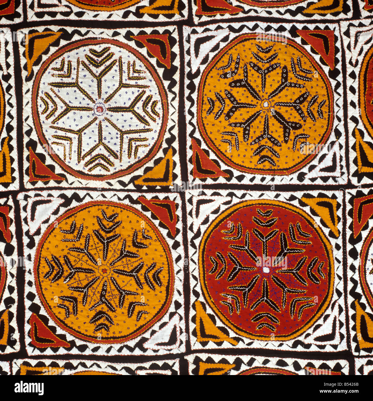 Pakistanische Handwerk Applikation Muster von Rilly Patchwork-Bettdecke aus Pakistan detail Stockfoto