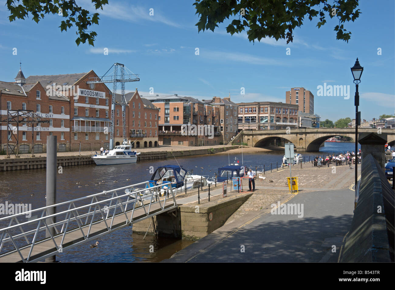 York Stadtzentrum König s königlichen Riverside walk Fluss Ouse Yorkshire England Juli 2008 Stockfoto