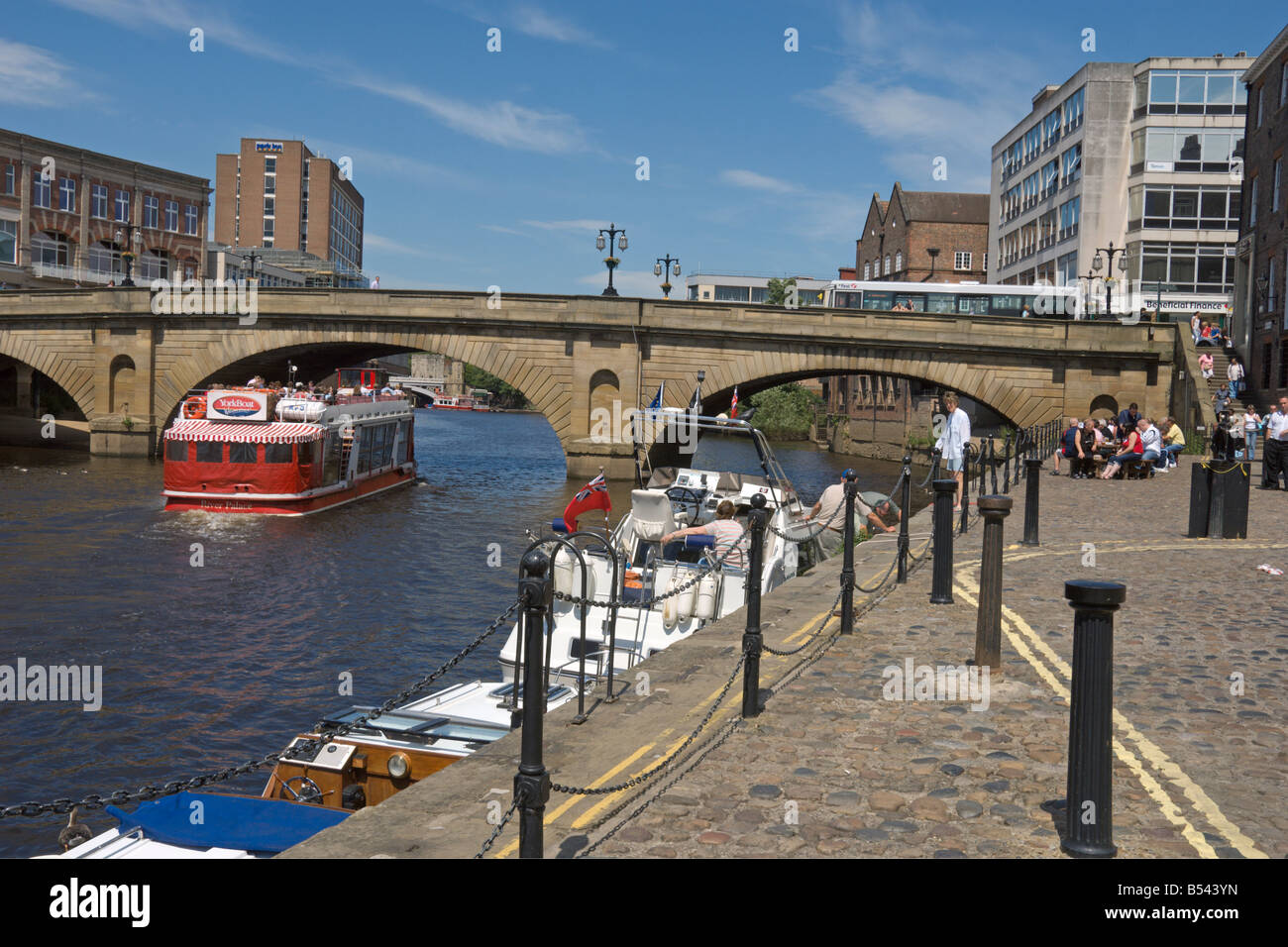 York Stadtzentrum König s königlichen Riverside walk Fluss Ouse Yorkshire England Juli 2008 Stockfoto