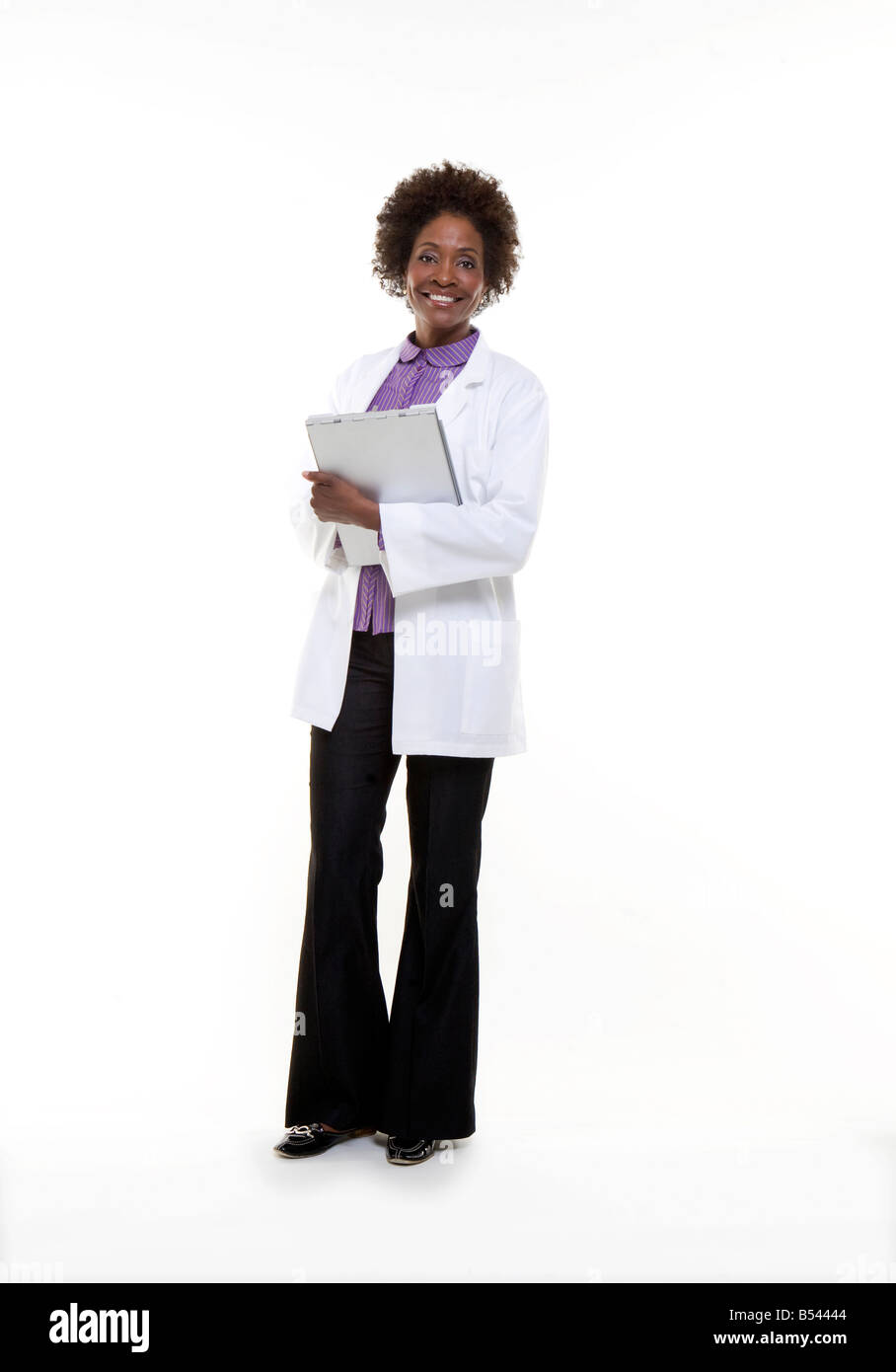 afroamerikanische Frau Doktor Krankenschwester medizinische Diagramm Stockfoto