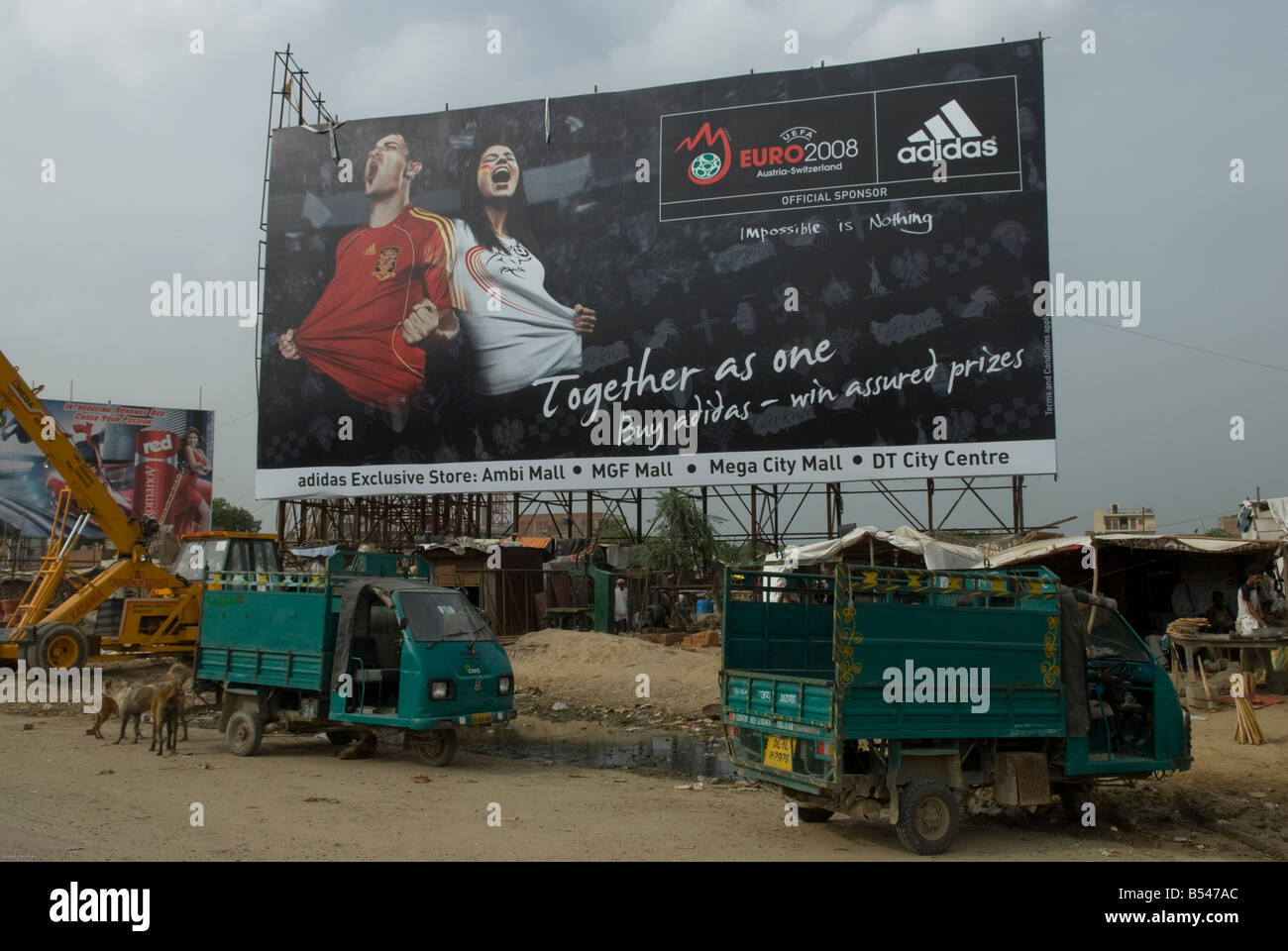 Adidas Advert Stockfotos und -bilder Kaufen - Alamy
