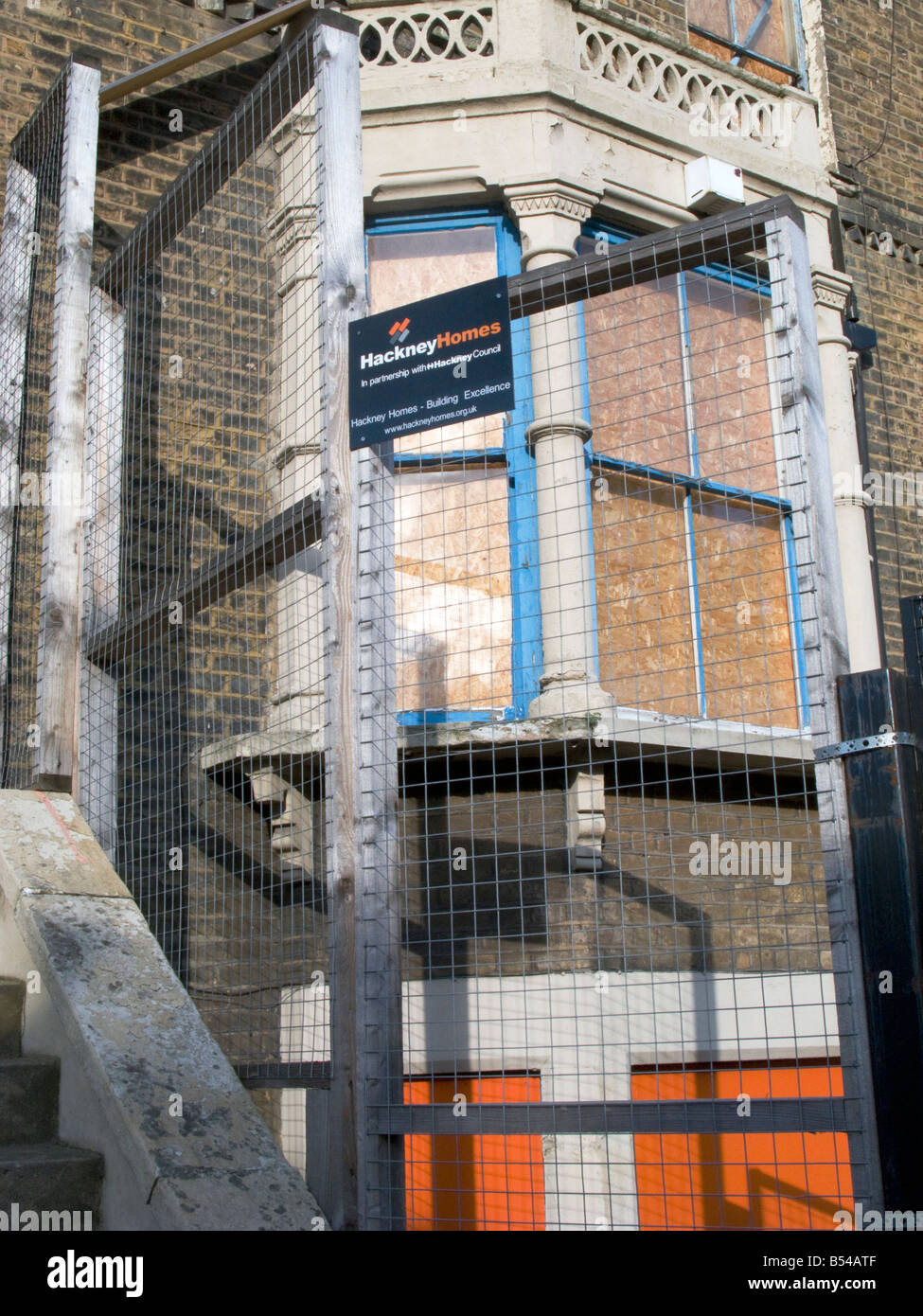 UK aufgegeben verfallenen Rathaus in Hackney, für den Verkauf an private Baufirma, London Foto © Julio Etchart setzen Stockfoto