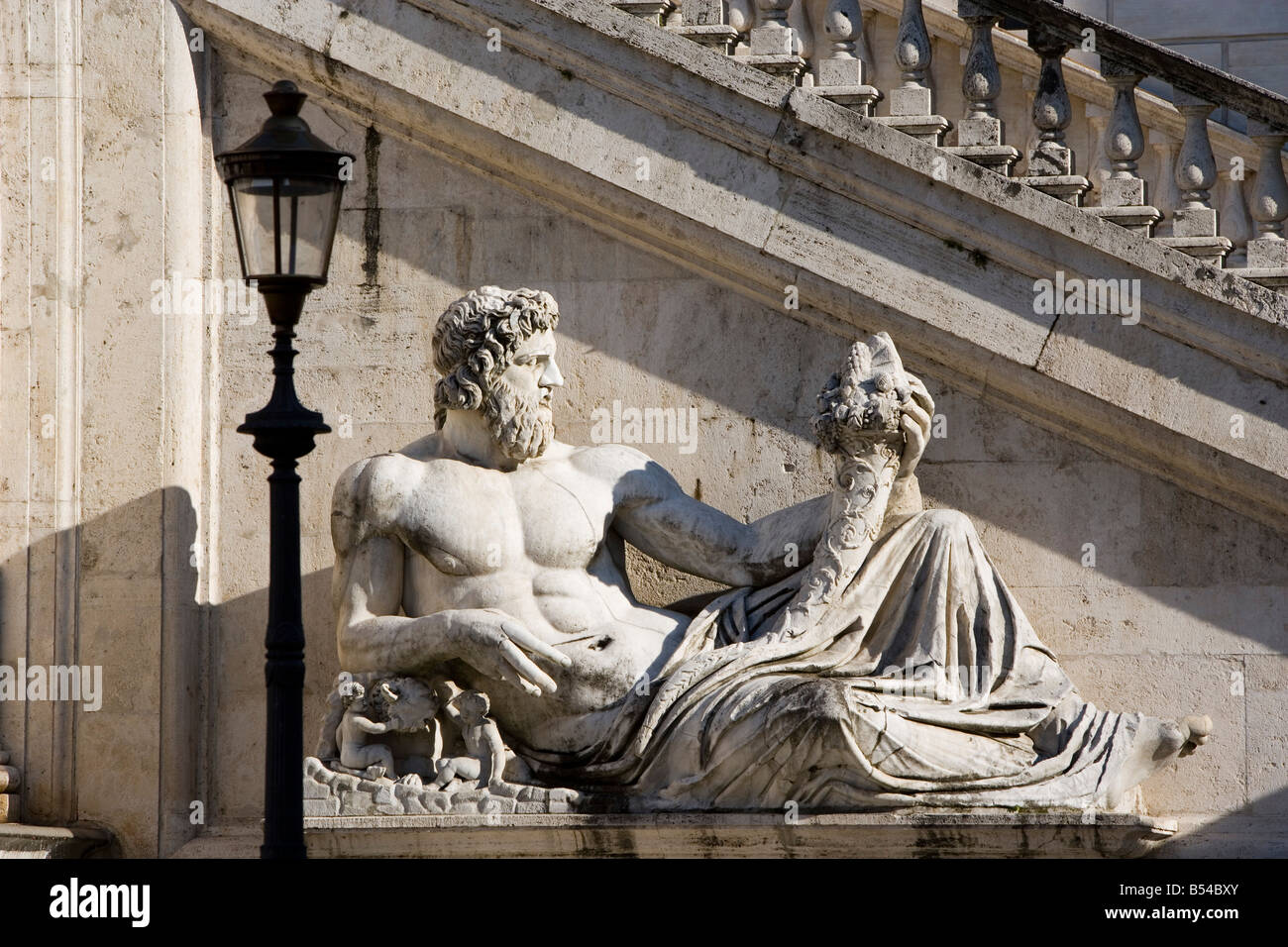 Die Statue. Piazza del Campidoglio, von Michelangelo entworfen. Rom. Italien Stockfoto
