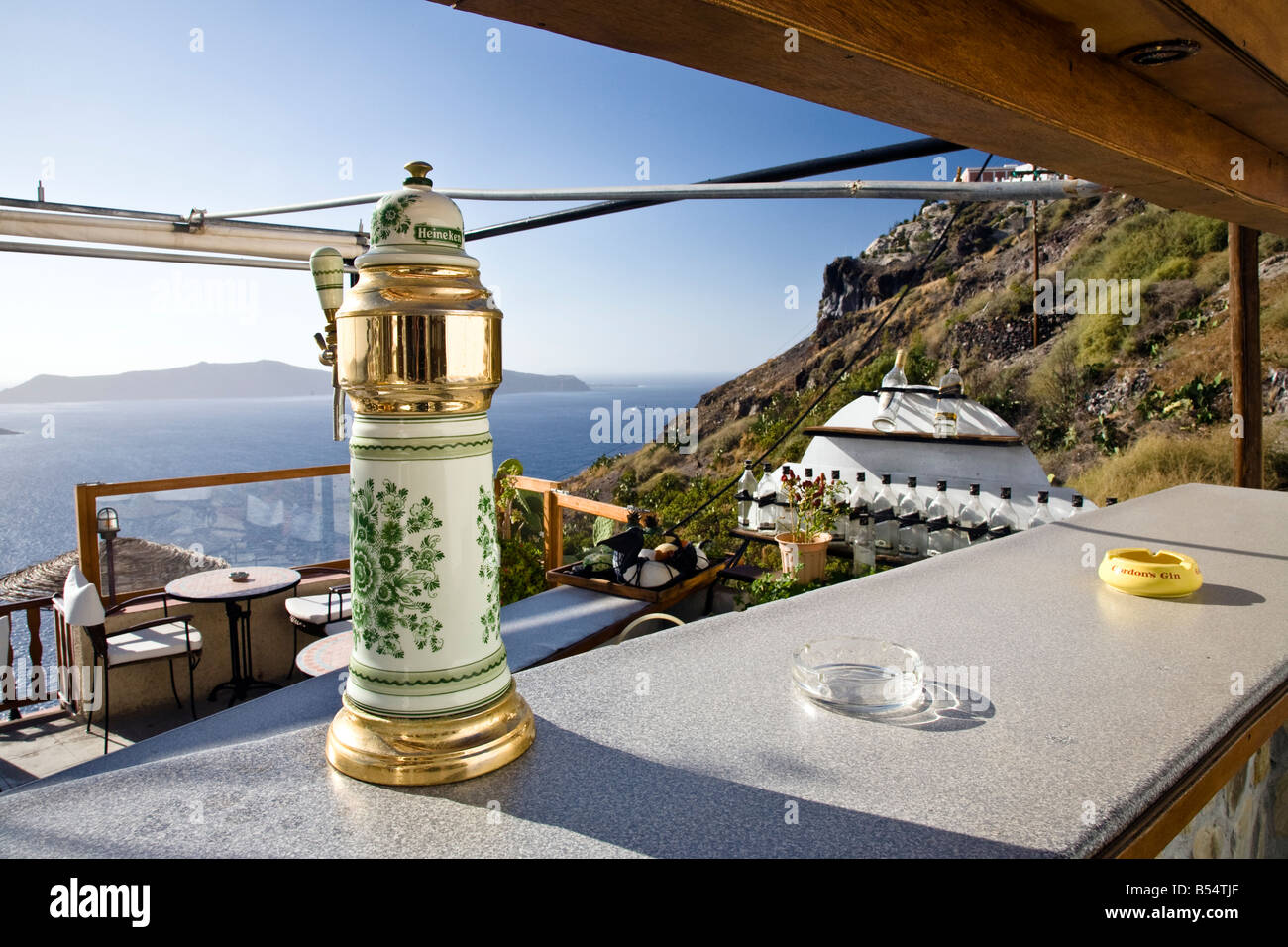 Bierbar Maschine Fira Santorini Cyclades Griechenland Stockfoto