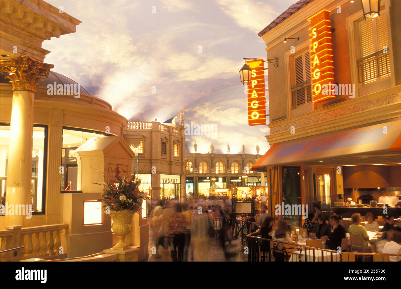 Restaurant Spago W Puck im Forum Shops Casino Caesar s Palace in Las Vegas Nevada, USA Stockfoto