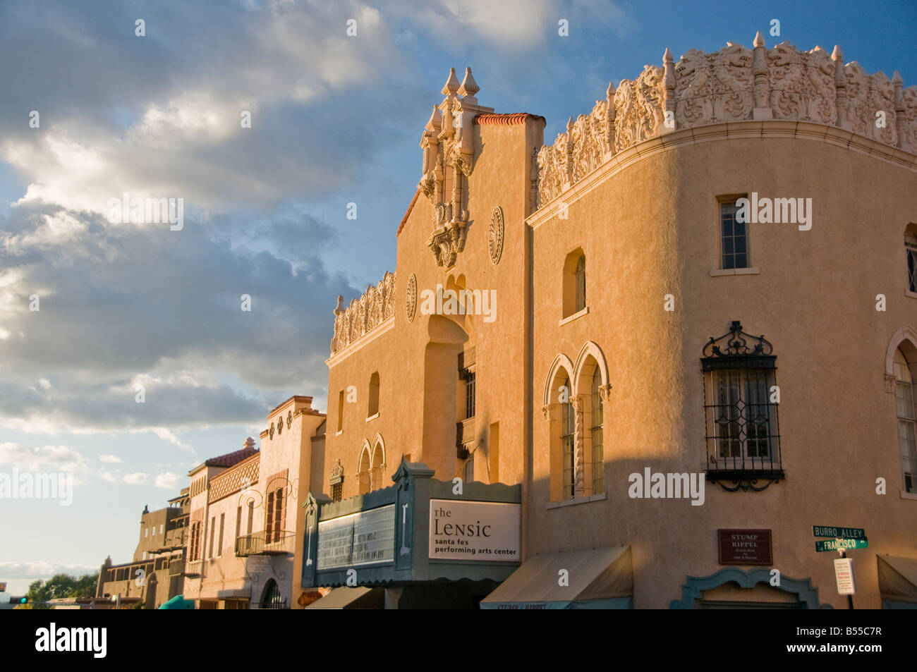 Lensic Performing Arts Center in Santa Fe NM Stockfoto Lensic Performing Arts Center in Santa Fe NM Stockfoto