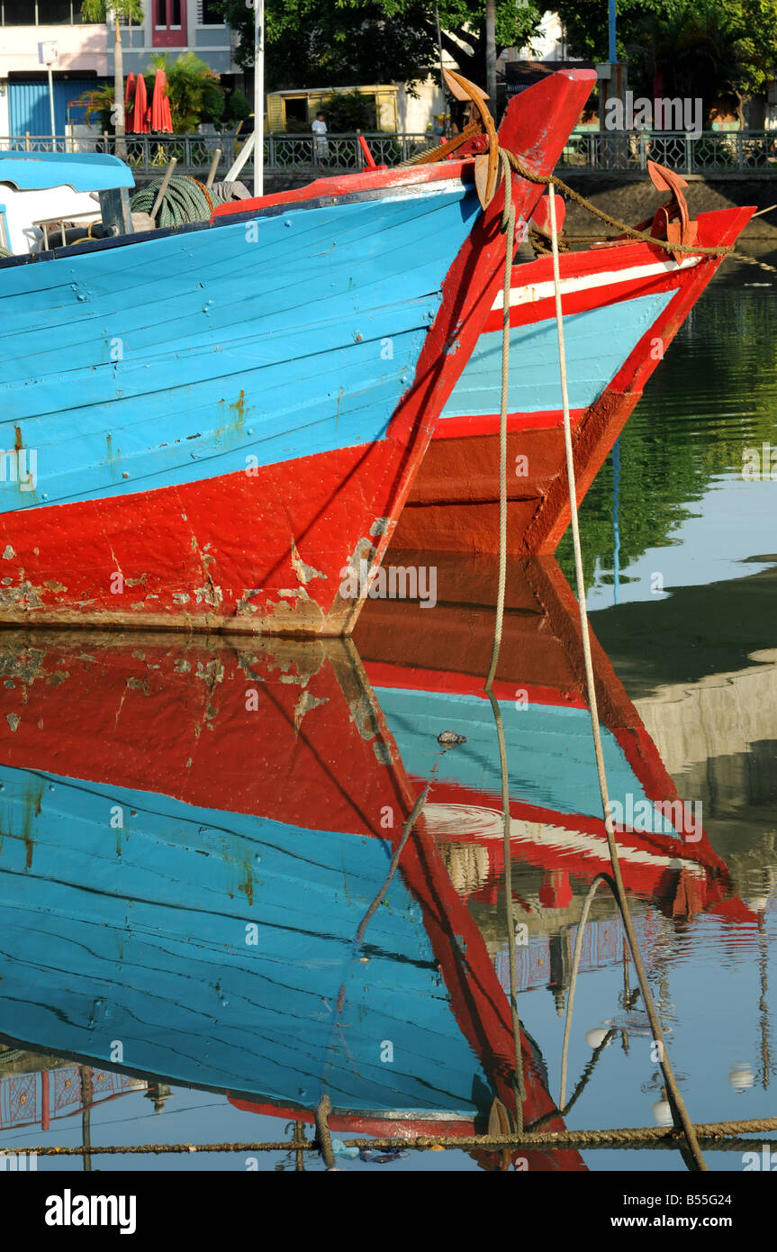 Batang Arau Fluss Padang Sumatra Indonesien Stockfoto