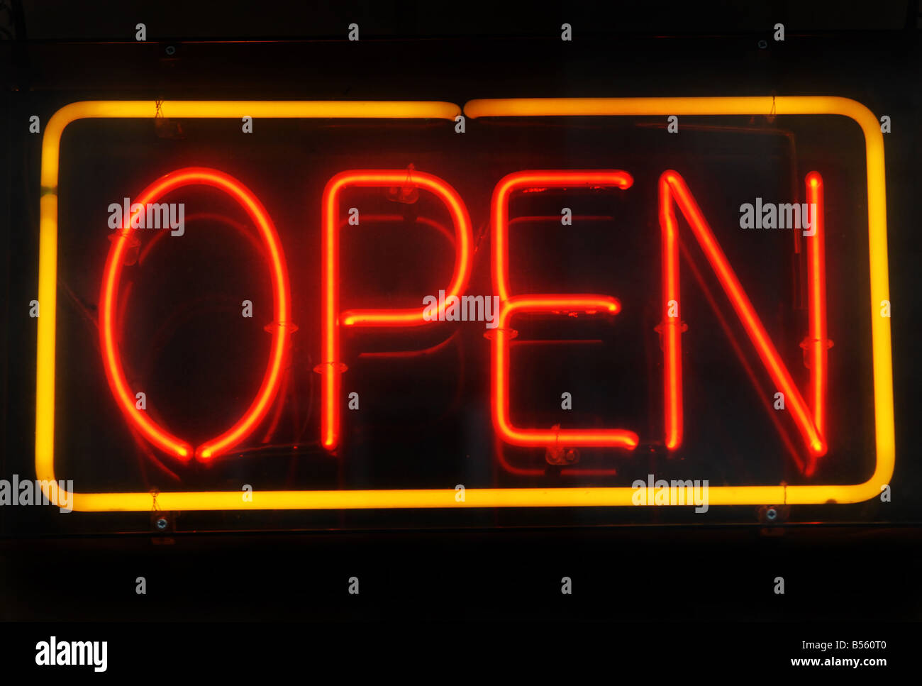 Neon sign access -Fotos und -Bildmaterial in hoher Auflösung – Alamy