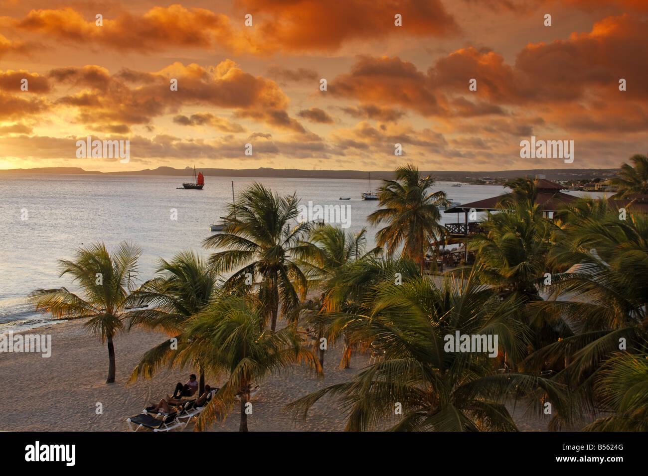 Antillen Bonaire Sonnenuntergang am Eden Beach Resort Stockfoto