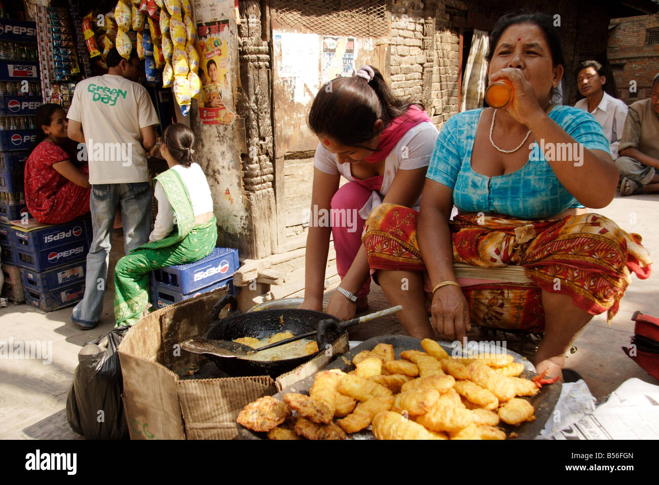 Straße Imbissstände in Kathmandu Stockfoto