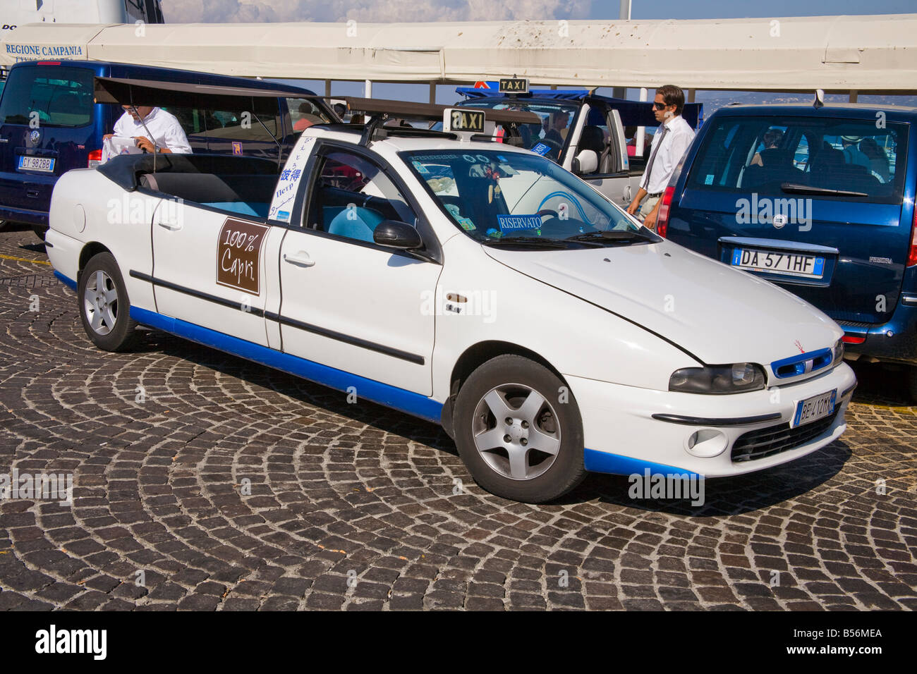 Open Top Taxi, Marina Grande, Capri, Italien Stockfoto