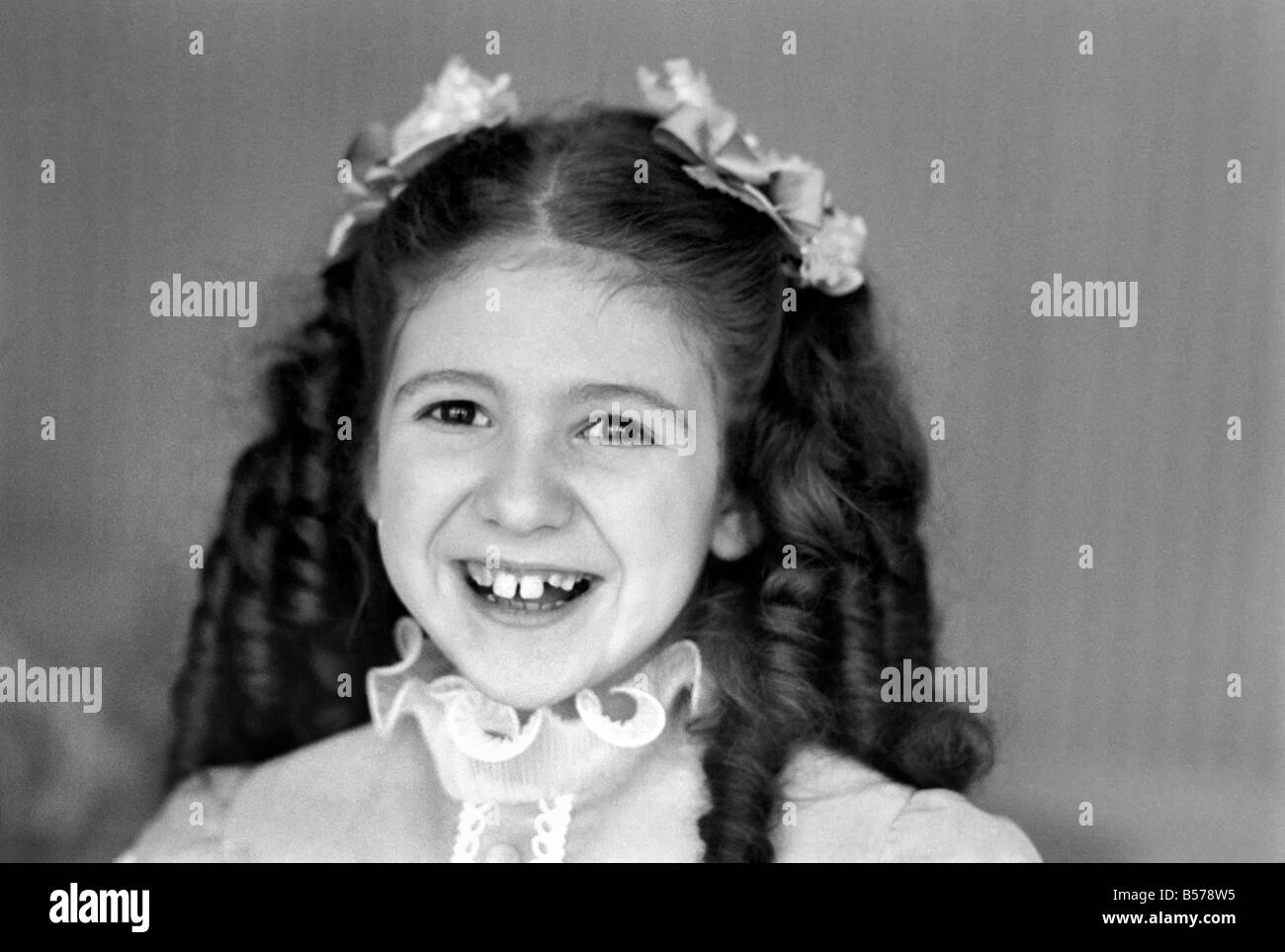 Bonnie langford child -Fotos und -Bildmaterial in hoher Auflösung – Alamy