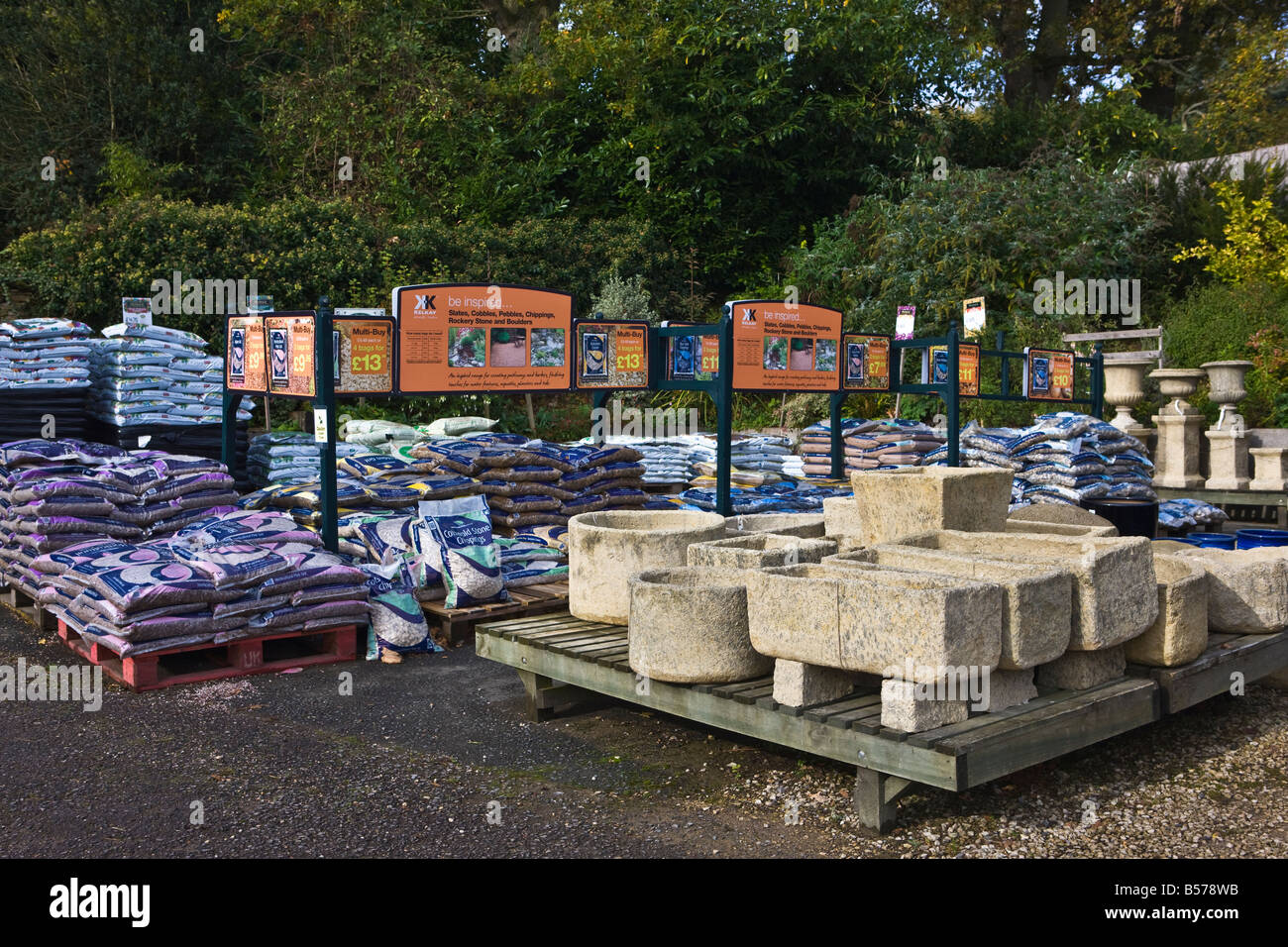 Konkrete gartenverzierungen Fotos und Bildmaterial in hoher Auflösung