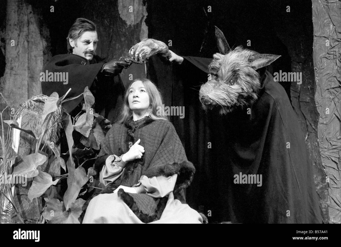 Werwolf-Spiel: Die Stunde des Werwolfs auf das Einhorn Kindertheater. Januar 1975 75-00400 Stockfoto