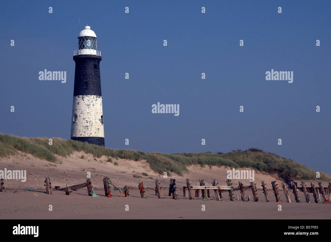 Verschmähen Sie Light House am Spurn Point an der Küste von East Riding of Yorkshire Stockfoto