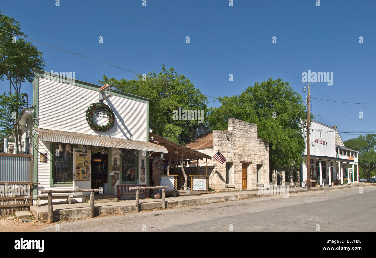 Texas Hill Country Bandera historische alte Stadt 11th Street Cowboy Bar Antiquitätengeschäft Stockfoto