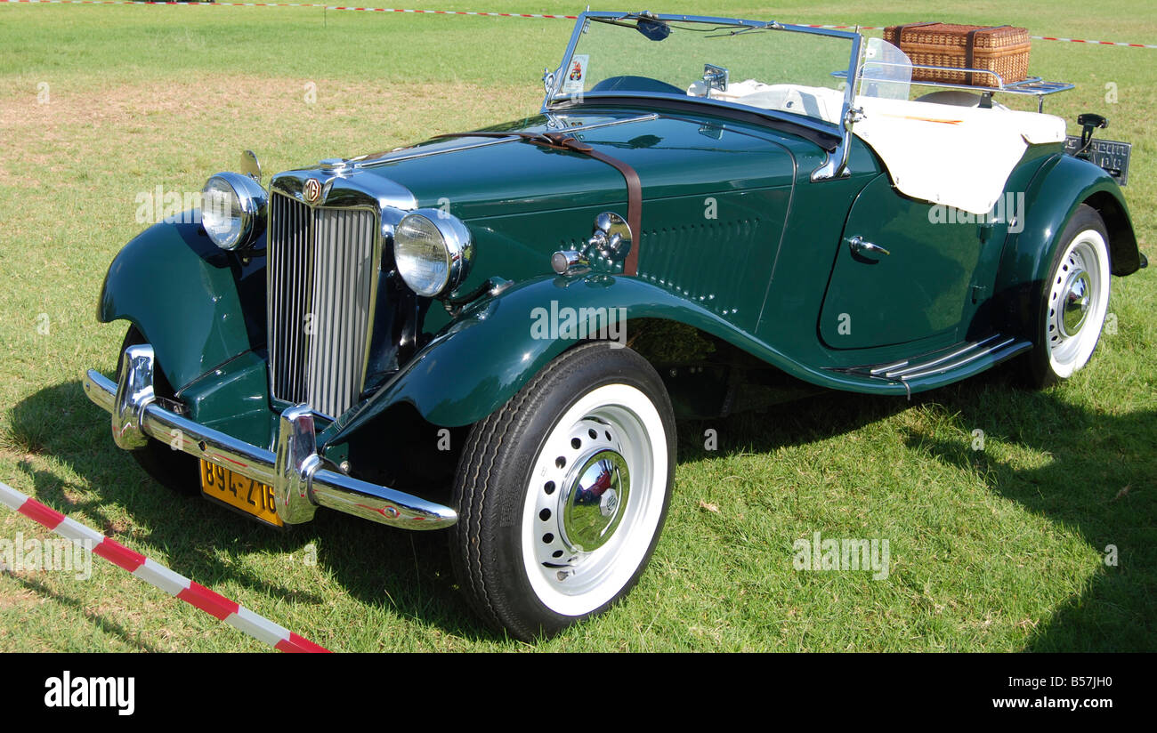 Klassischen britischen Sportwagen Green MG 1951 Stockfoto