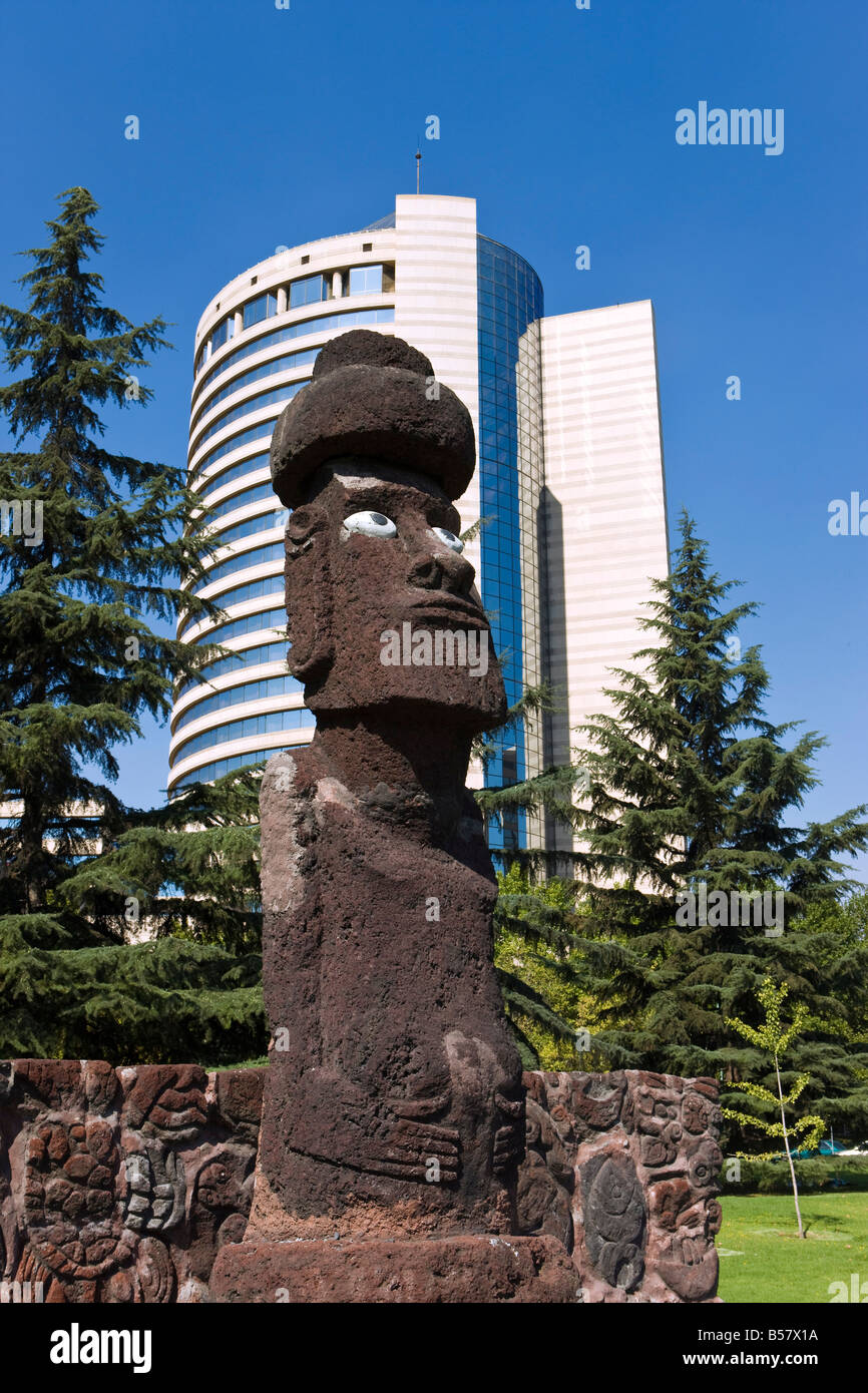 Moai-Statue in zentralen Santiago, Chile, Südamerika Stockfoto