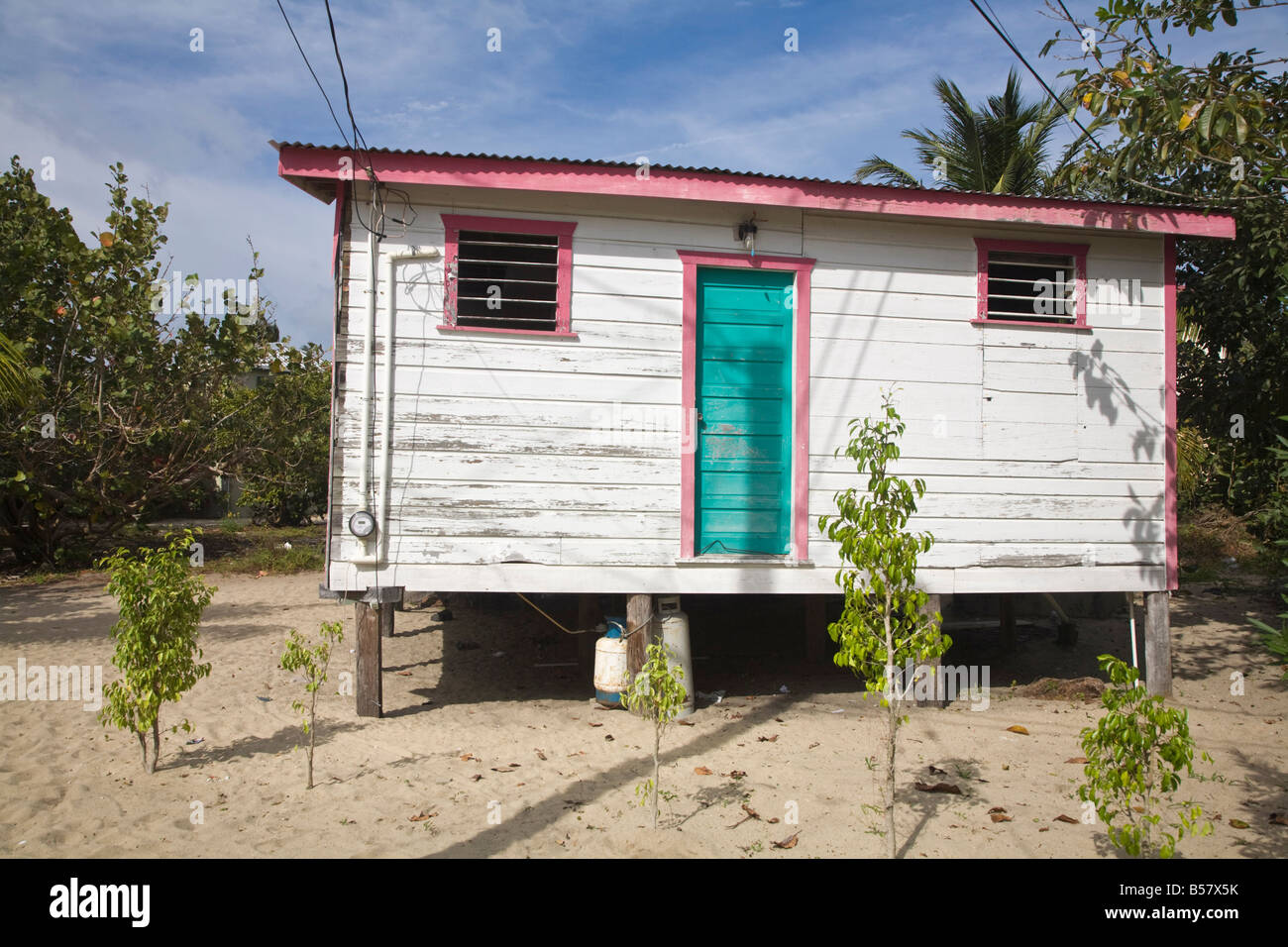 Holzhaus Placencia Belize Mittelamerika Stockfoto