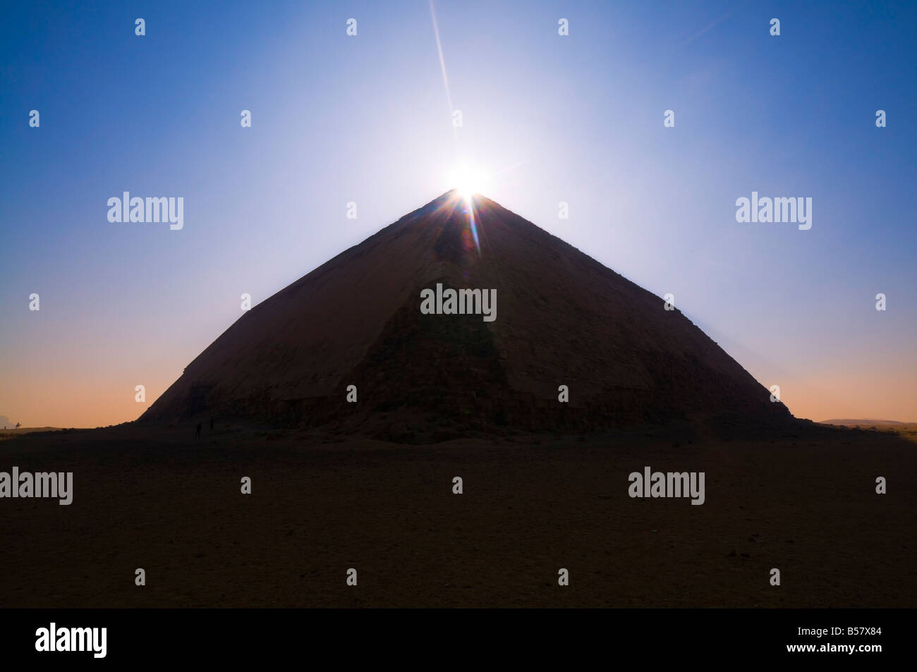 Die Bent Pyramide, Pyramide Bereich Dahshur, UNESCO World Heritage Site, Ägypten, Nordafrika, Afrika Stockfoto