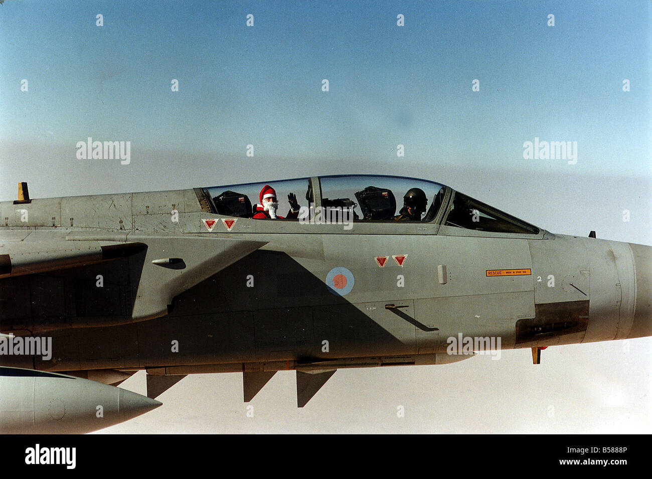 Weihnachtsmann, die Ankunft von einem Tornado F3-Kämpfer in der Golfregion Dezember 1990 Stockfoto