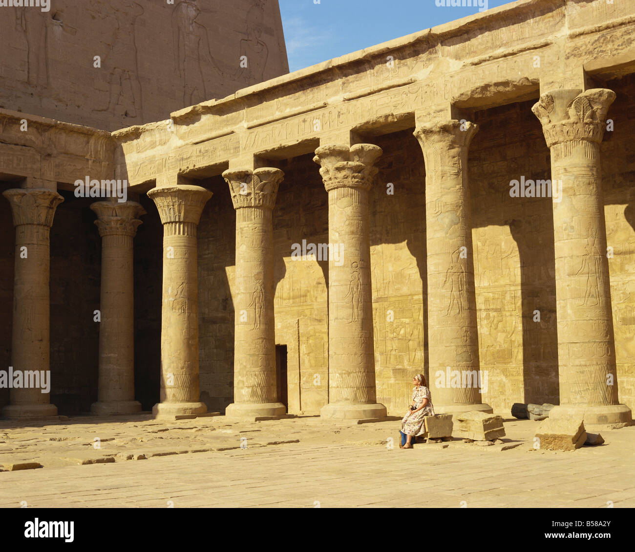 Tempel des Horus Edfu Ägypten Nordafrika Afrika Stockfoto