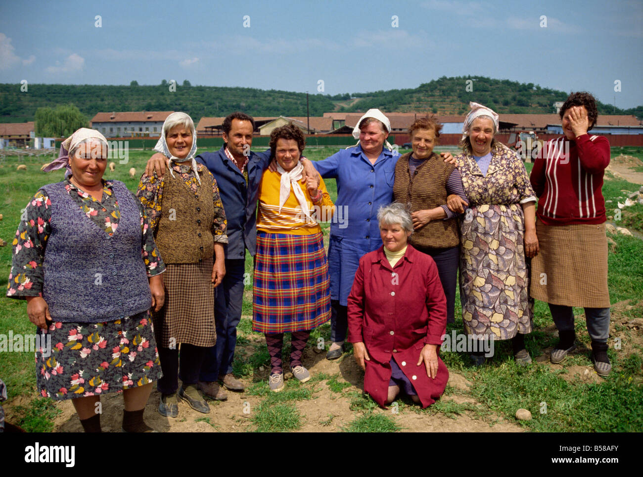 Porträt einer Gruppe von Frauen und ein Mann in Bulgarien, Europa Stockfoto