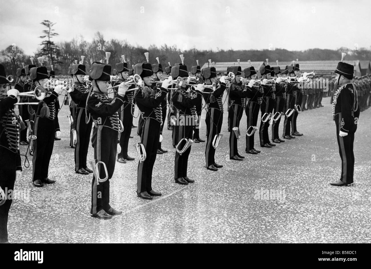 Armee: Royal Artillery, des jungen Batterien. Inspektion des jungen Batterien RA von General Sir Frank Simpson, G.O.C. Chef, westlichen Befehl Kinmel Camp, N Wales. Dezember 1950 P005707 Stockfoto