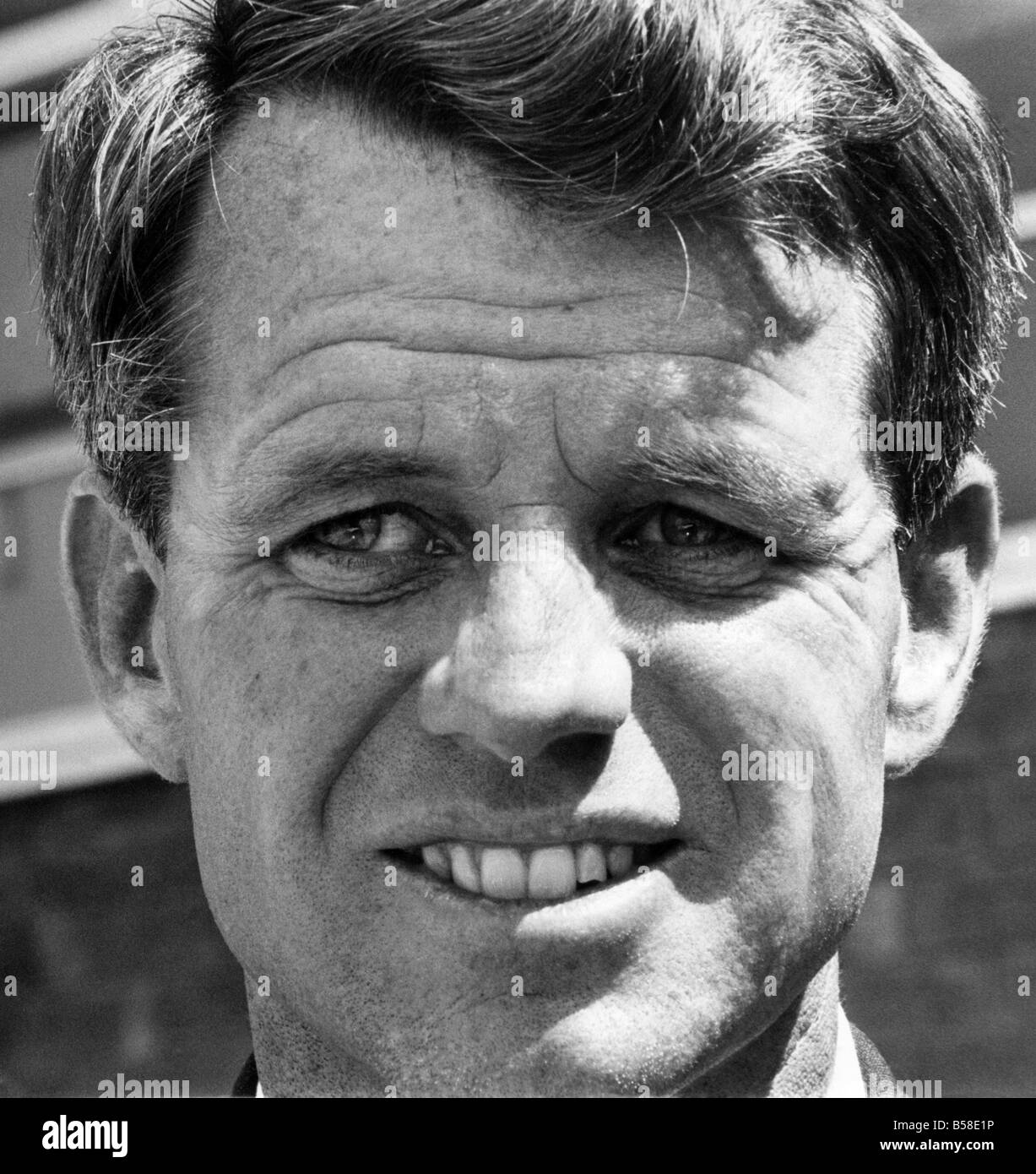 General robert kennedy Fotos und Bildmaterial in hoher Auflösung Alamy