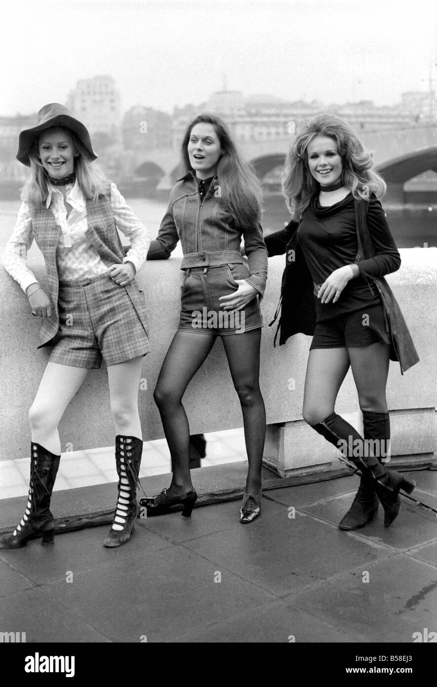 70er Jahre Mode: Shorts. Januar 1971 71-00161-009 Stockfotografie - Alamy