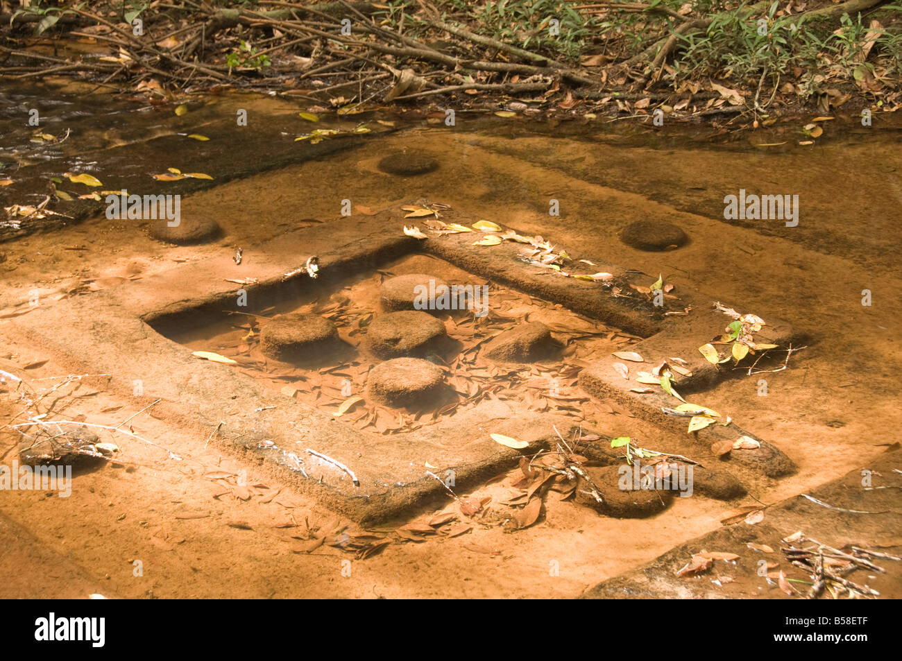 Fluss der tausend Lingas, Kbal Spean, in der Nähe von Angkor, Siem Reap, Kambodscha, Indochina, Südost-Asien Stockfoto