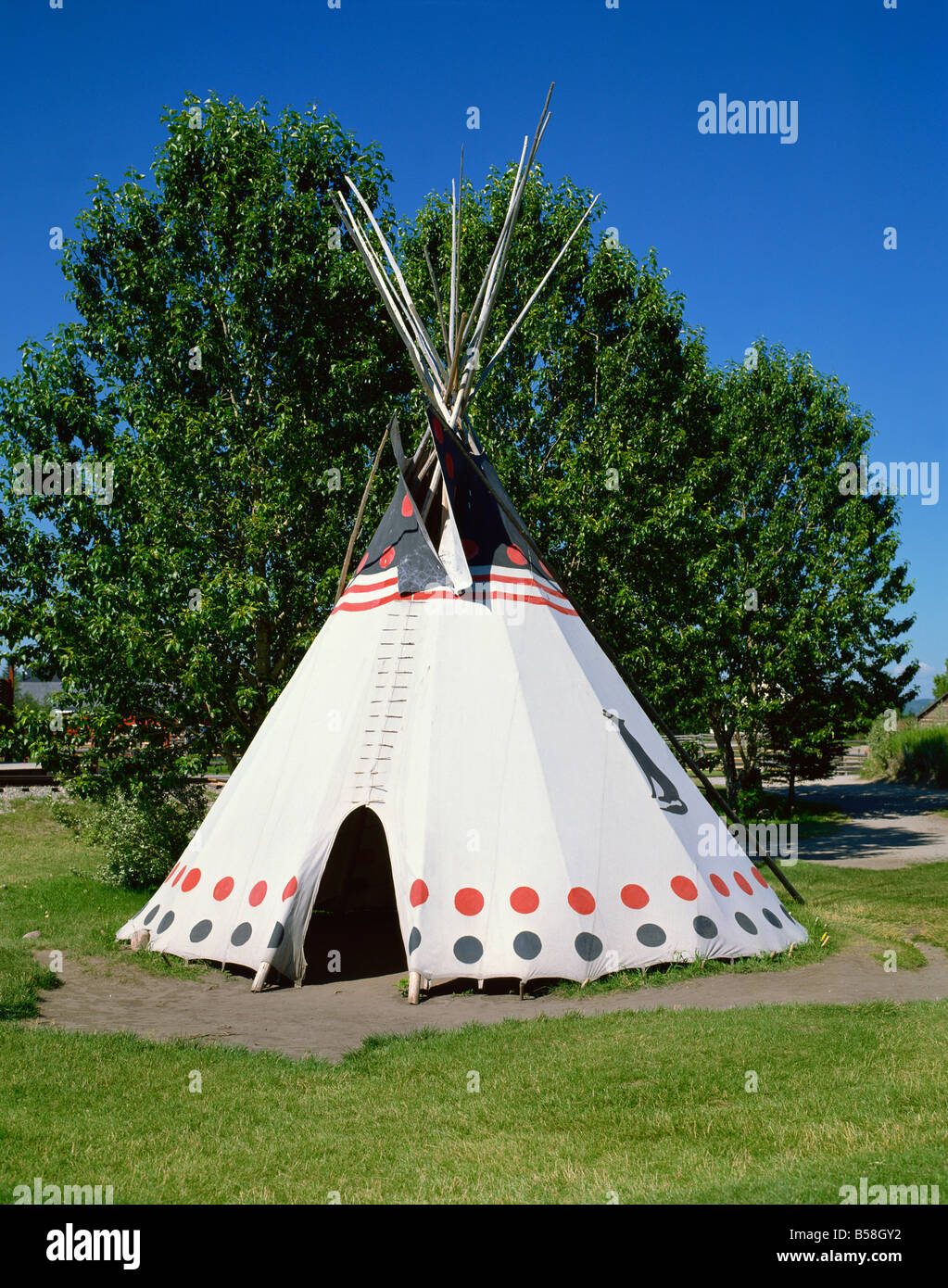 Tipi am Erbe-Park Calgary Alberta Kanada Nordamerika Stockfoto