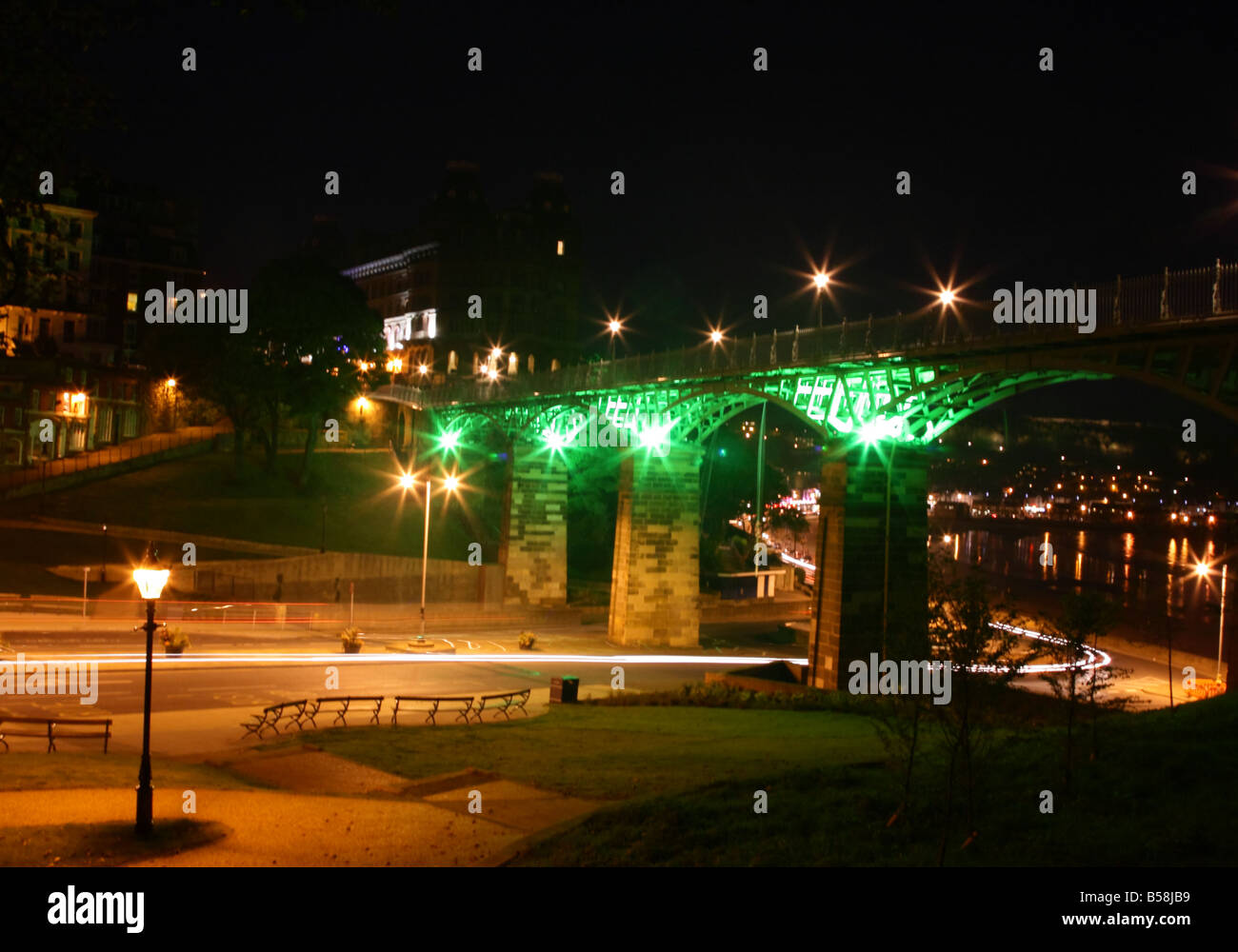 Cliff Bridge in Scarborough Yorkshire UK in der Nacht Stockfoto