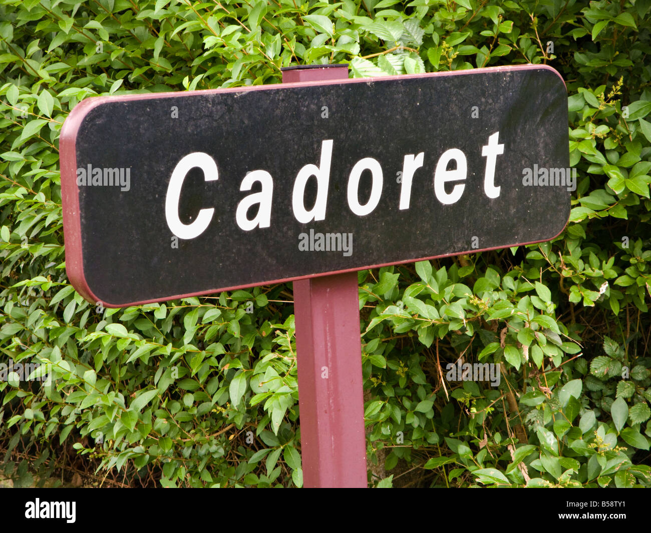 Französischen Gemeinde Platz am Straßenrand Namensschild Frankreich Europa Stockfoto