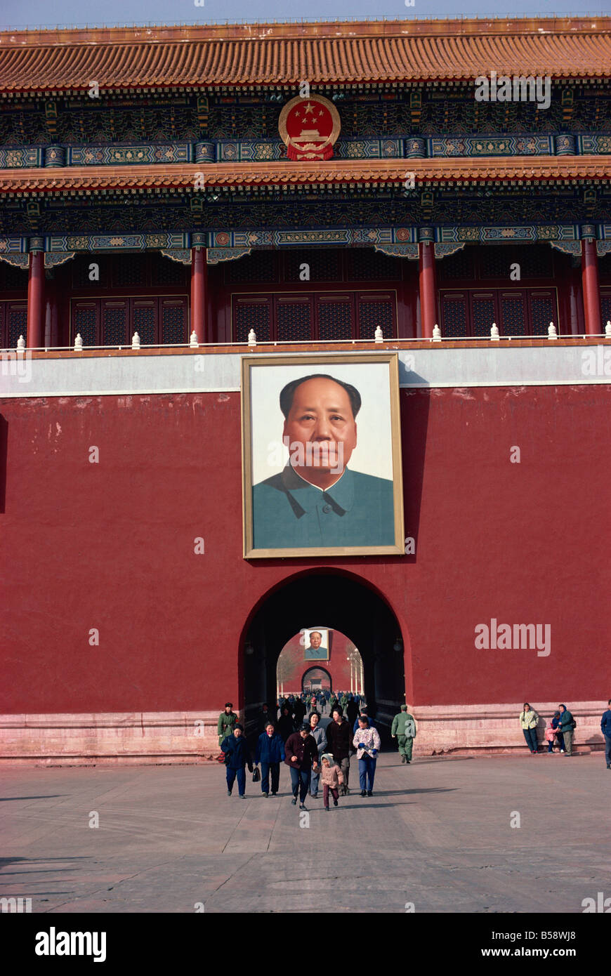 Riesiges Porträt von Mao Tse Tung in der verbotenen Stadt, Peking, China Stockfoto