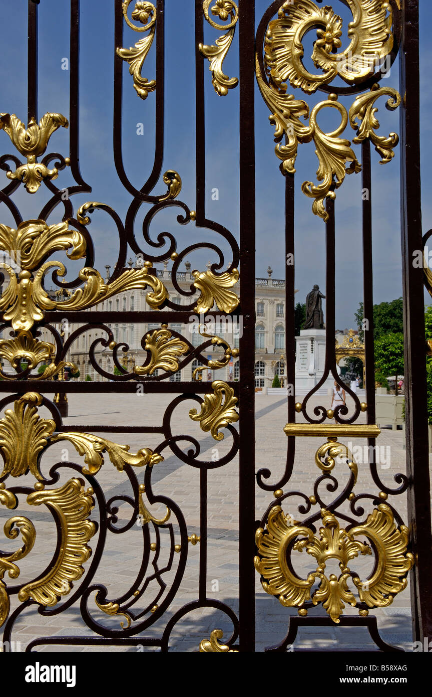 Detail von Schmiedearbeiten, Place Stanislas, früher Place Royale, Nancy, Meurthe et Moselle, Lothringen, Frankreich Stockfoto