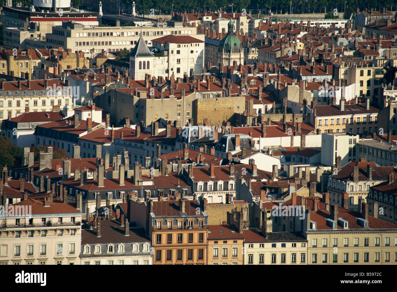 Dächer von Häusern und Kirchen der Presqu Ile Lyon in die Rhone Tal Rhone Alpes Frankreich Europa Stockfoto