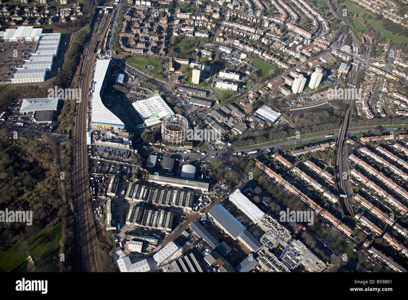 Luftbild NW Friern Brücke Retail Park Depot neue Southgate Gewerbegebiet Telford Rd s beherbergt Hochhäusern London UK Stockfoto