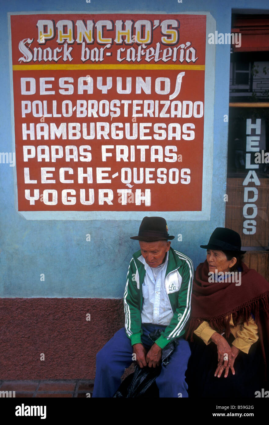 Ecuadorianischen Menschen, alte Menschen, Alte, Senioren. Mann und Frau, Paare, pancho's Restaurant, Banos, Provinz Tungurahua, Ecuador, Südamerika Stockfoto