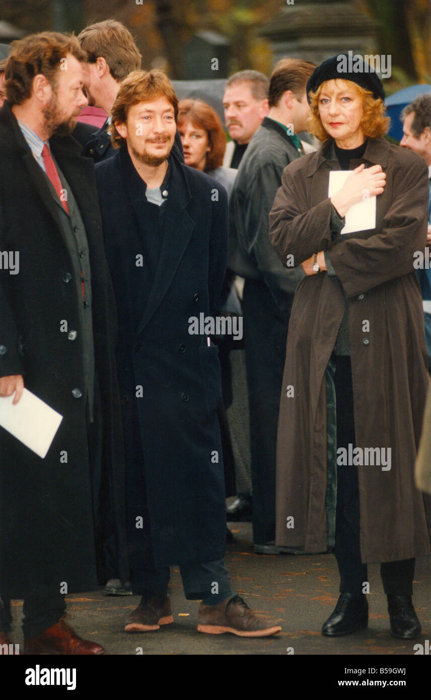 Singer Songwriter Chris Rea bei der Beerdigung von Alan Hull Stockfoto