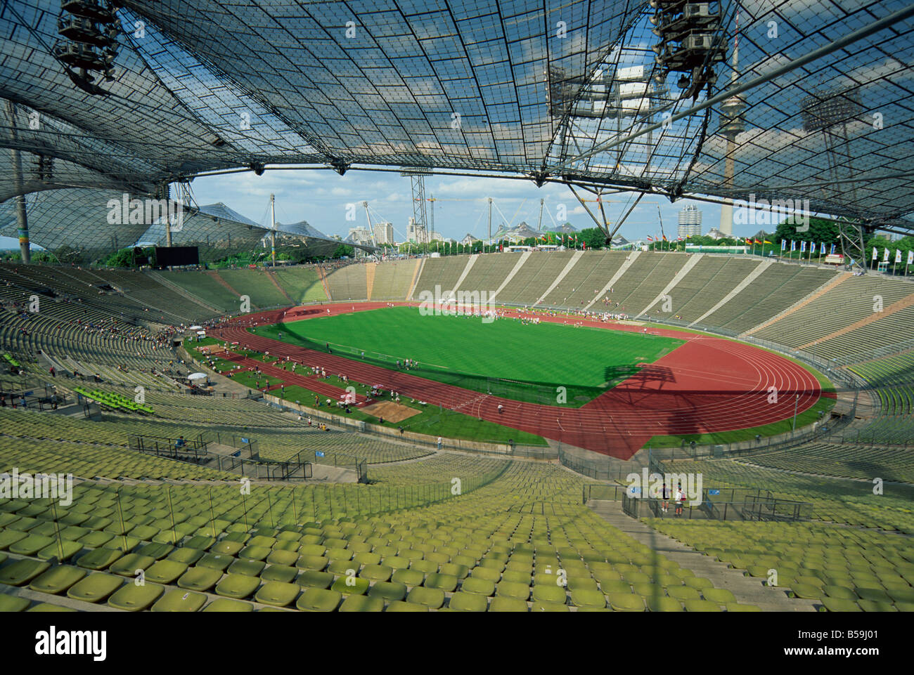 Innenraum des Olympiastadions München Deutschland H P Merton Stockfoto
