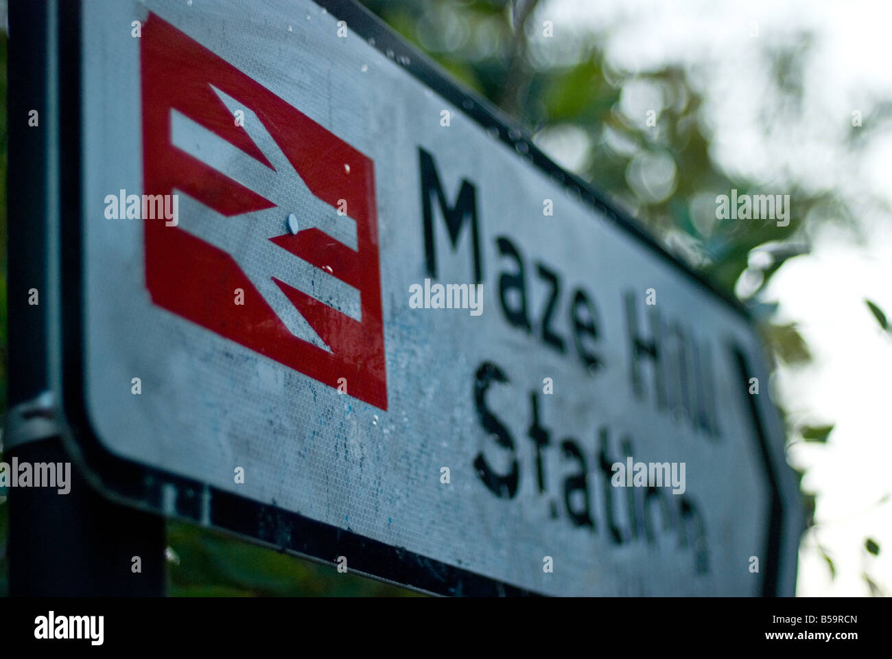 Melden Sie für Maze Hill Train Station, Greenwich, London Stockfoto