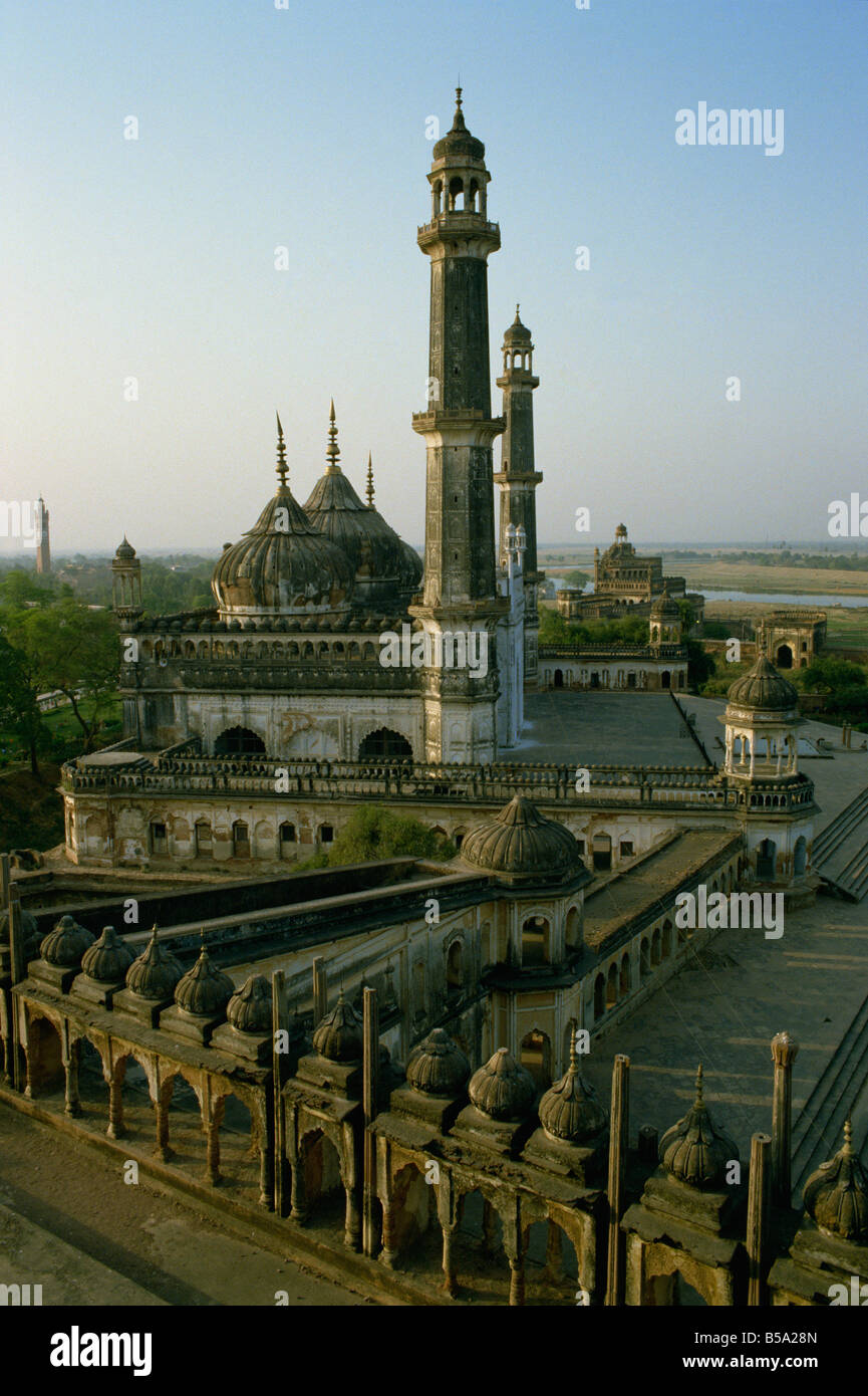 Moschee im Garten der Bara Imambara große Imambara Lucknow Indien Asien Stockfoto