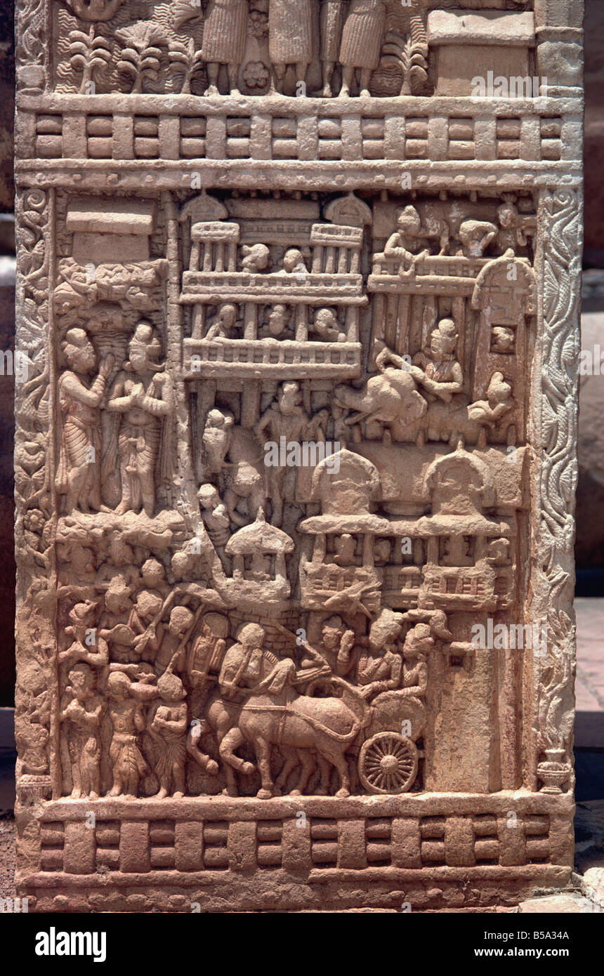Detail der Nordtor der große Stupa Sanchi, UNESCO World Heritage Site, in der Nähe von Bhopal, Staat Madhya Pradesh, Indien Stockfoto