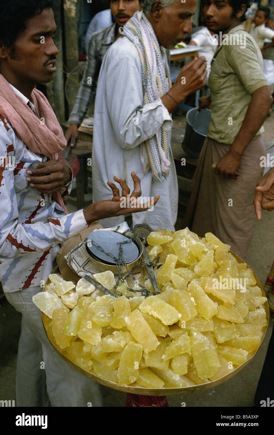 Umweltbedeutsame Früchte für den Verkauf in der nordindischen Stadt Staat Uttar Pradesh Indien Asien Stockfoto