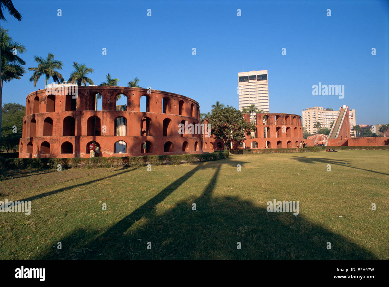 Jantar Mantar baute eine der fünf Observatorien von Jai Singh II in 1724 Delhi Indien Asien Stockfoto